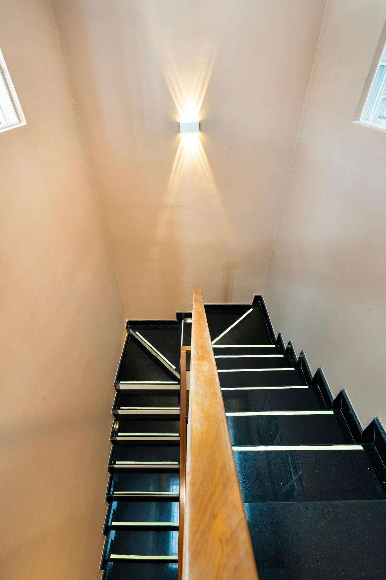 Отель Hemtouch House Хошимин Экстерьер фото